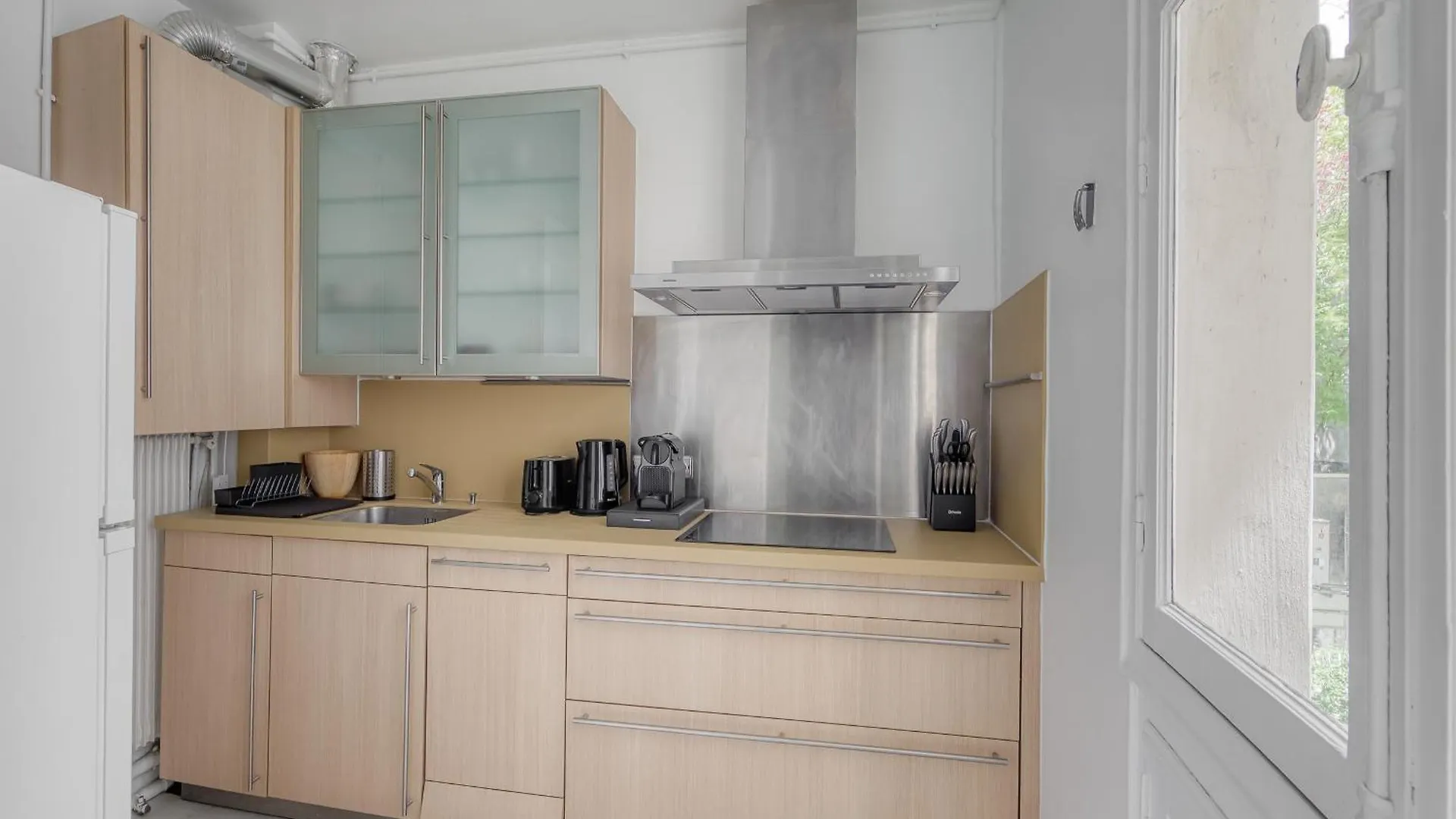 Appartamento Eiffel Tower 10 Minutes 1Br Renovated Parigi 0*,  Francia